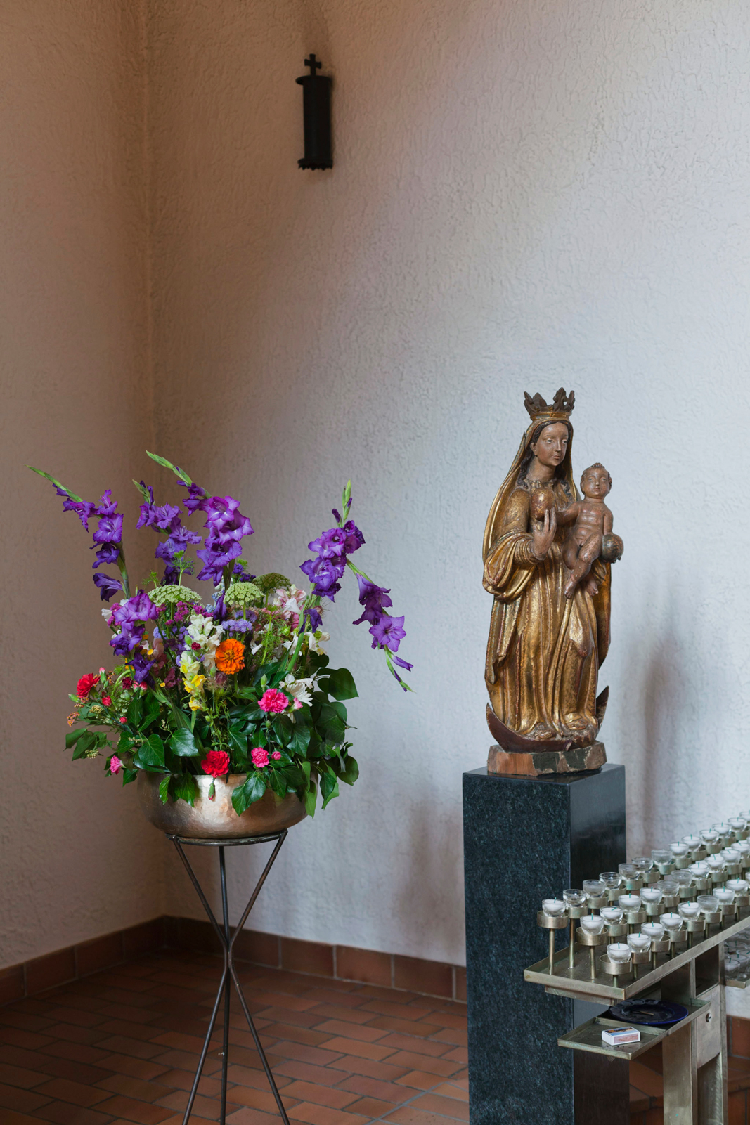 Die Kirche St. Martin in Zürich, fotografiert von Susanne Stauss, Sommer 2022.